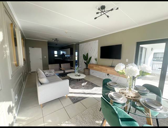 2 BEDROOM APARTMENT TO LET IN SANDOWN ESTATE